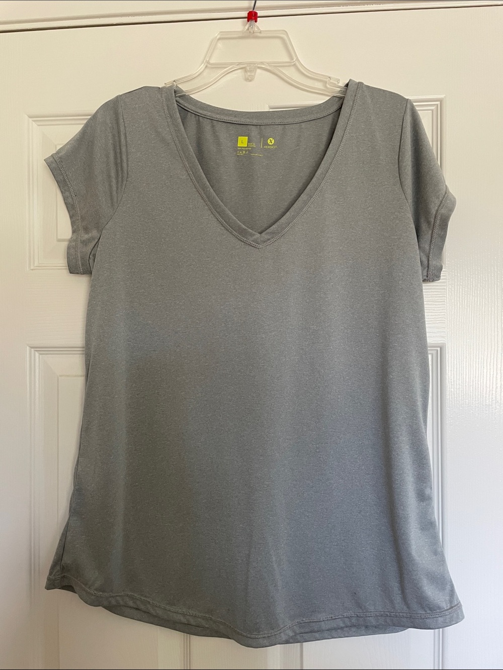 Xersion Gray V-Neck Short Sleeve Tee